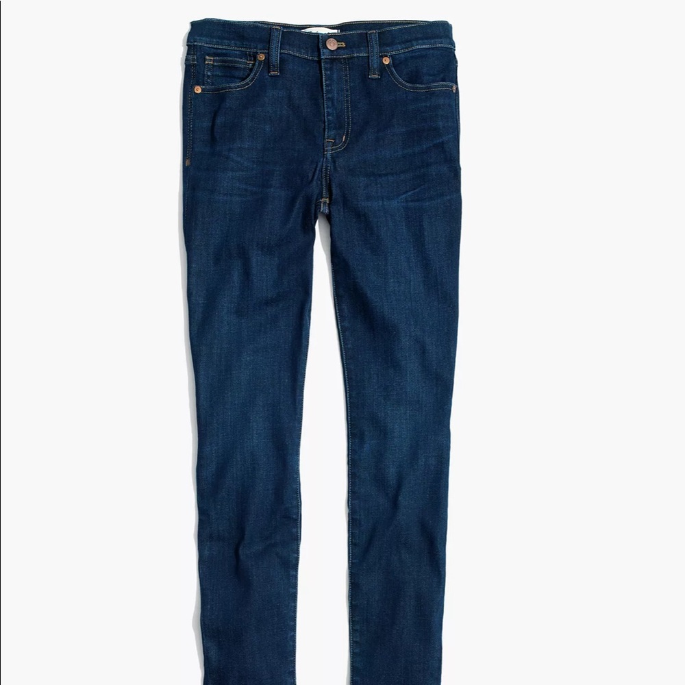 9" mid-rise skinny jeans in larkspur wash: tencel™ denim edition